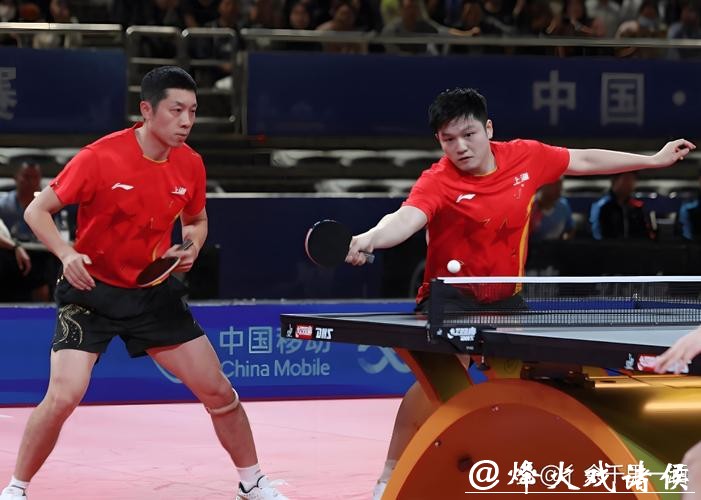全运会乒乓球男团：樊振东许昕双双获胜 上海3-0江苏