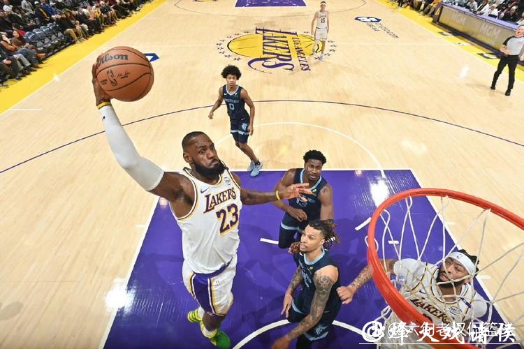 浓眉40+16詹姆斯18+8+8 湖人终结灰熊4连胜 浓眉40+16詹姆斯18+8+8 湖人终结灰熊4连胜