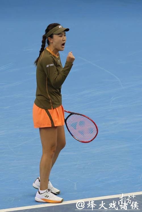 安徽队朱琳获得十五运会网球女单冠军